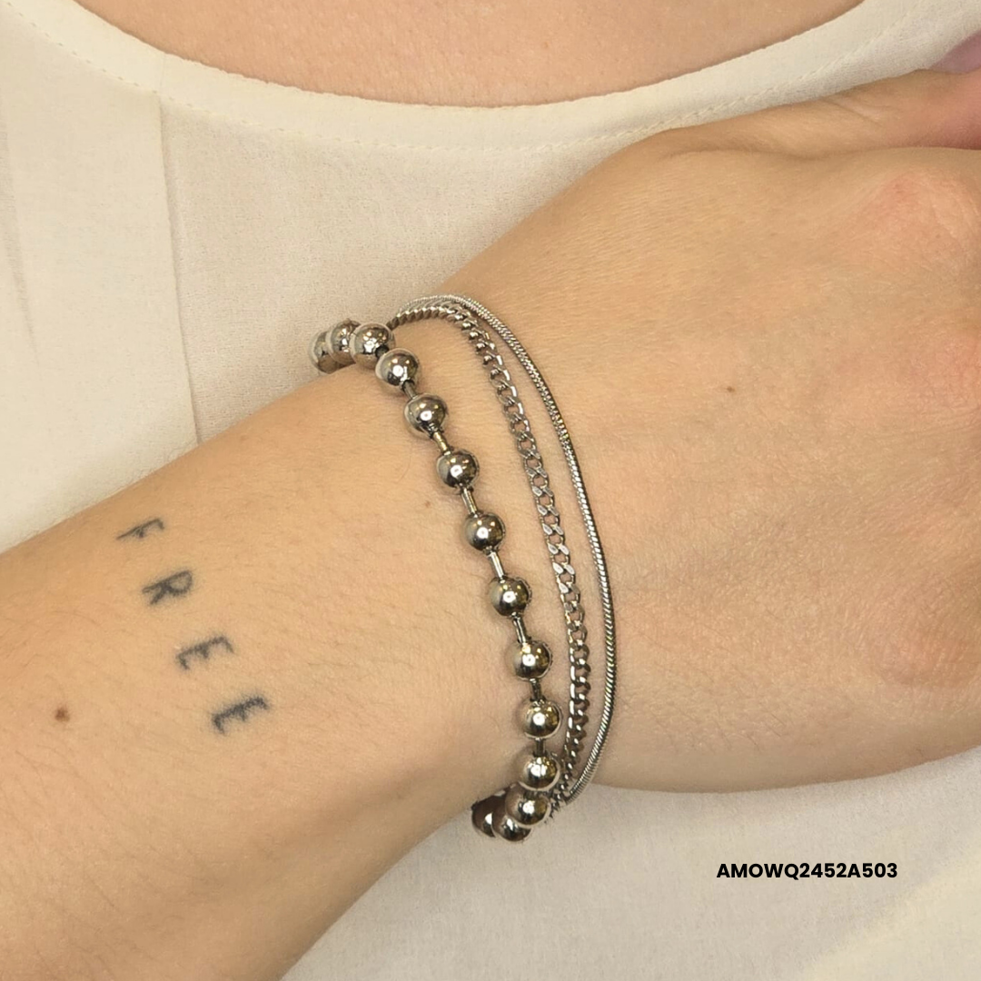 Triple bracelet design in stainless steel