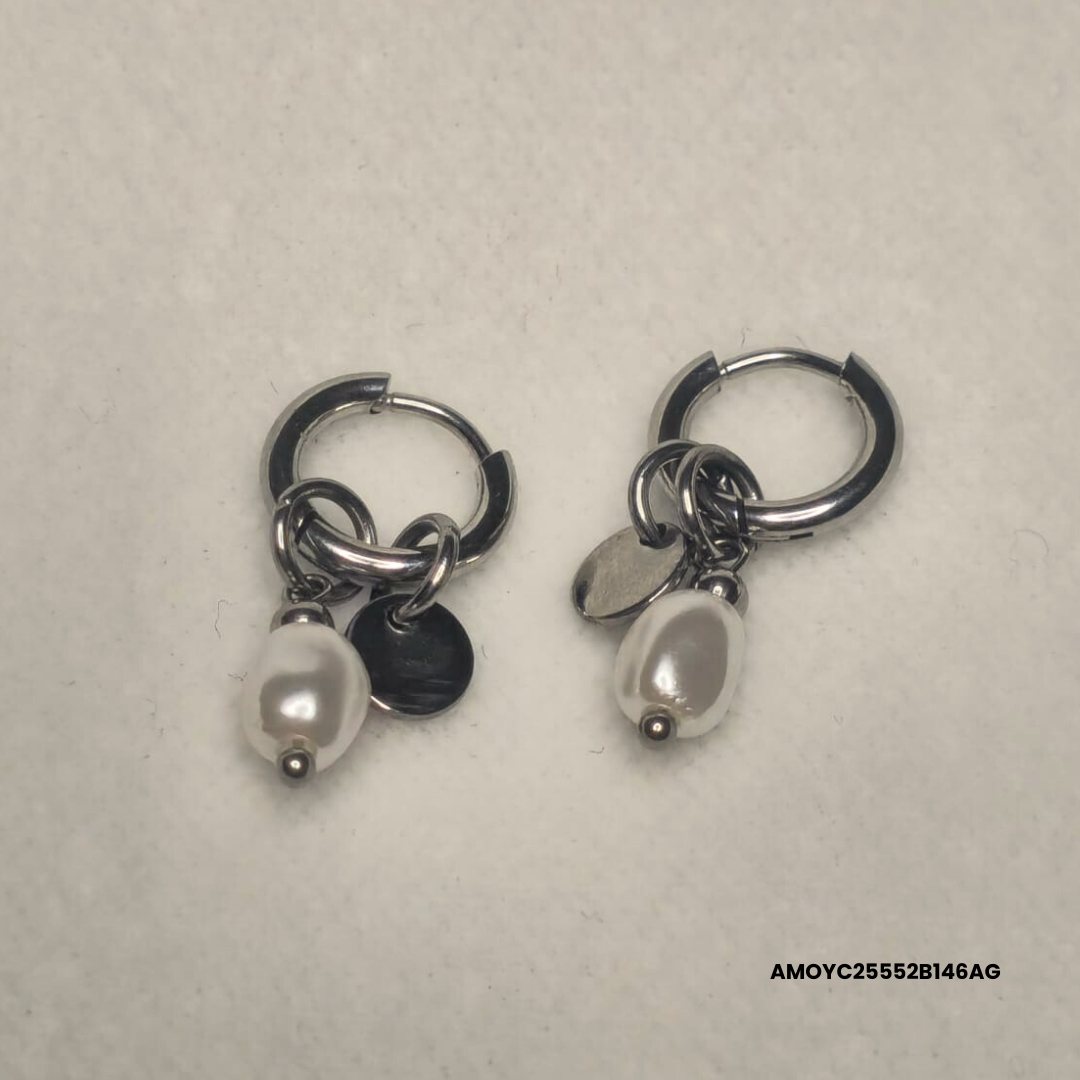 Steel hoop earrings with pearl pendant