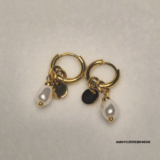 Steel hoop earrings with pearl pendant