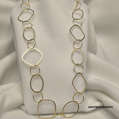Collar de eslabones geométricos dorados
