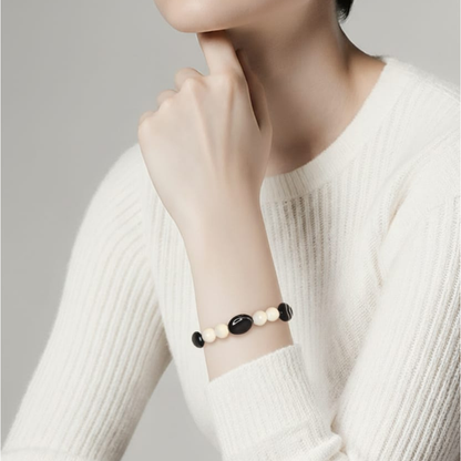Pulsera de cuentas de piedra natural en blanco y negro