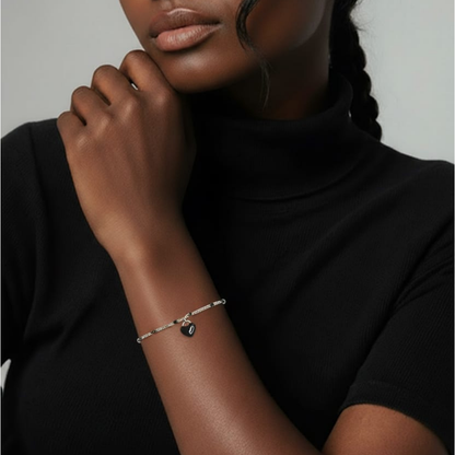 Bracciale in acciaio inossidabile con ciondolo a forma di cuore convesso smaltato nero