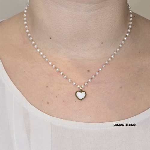 Gold-plated stainless steel necklace with white pearls and natural shell heart pendant