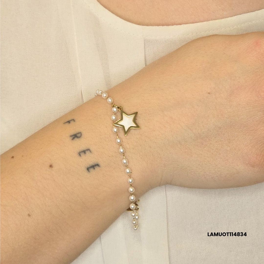 Stainless steel bracelet with white pearls and natural shell star pendant