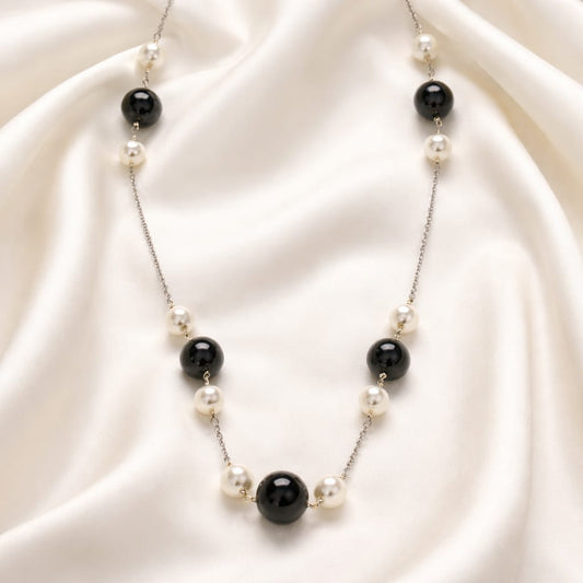 Collana con perle Swarovski bianche da 12 mm e pietra onice nera naturale da 18 mm con componenti in argento sterling 925